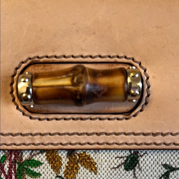 Gucci Floral Beige and Tan Wallet - Picture 2 of 6